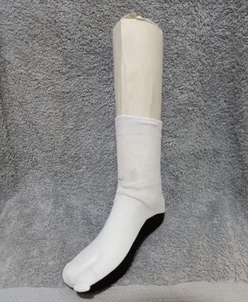 BELI 1 ISI 6 PASANG Kaos Kaki Jempol Matakaki Tapak Hitam Merek Farlin Santosa Makmur Grosir - Gambar 4